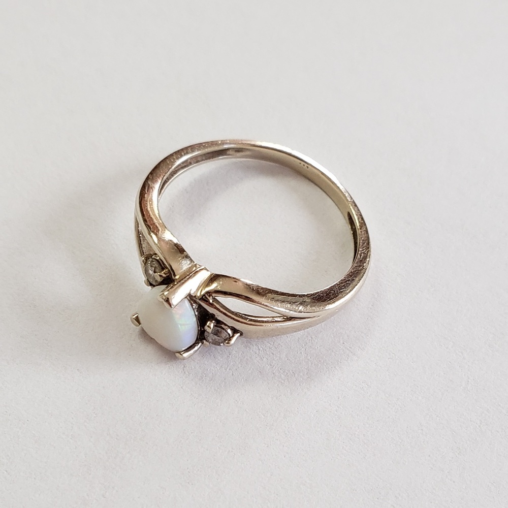 Beautiful Opal Diamonds 14 kt White Gold 6 Ring - Picture 14 of 16